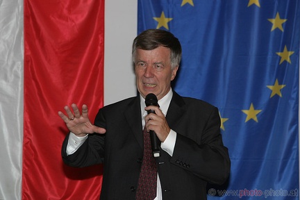 Prof. Jan Miodek (20060922 0033)